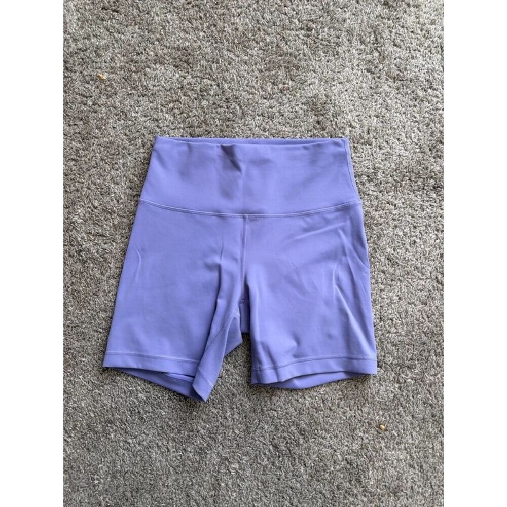 Lululemon Wunder Train High Rise Shorts Size 8
